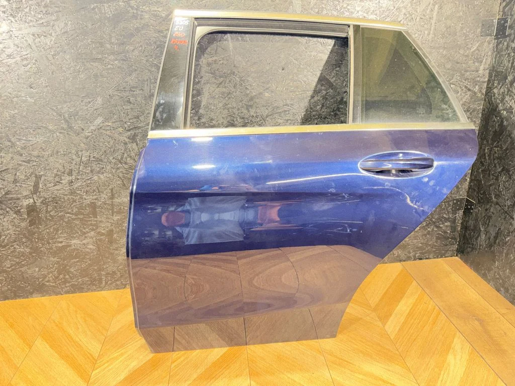 Rear door