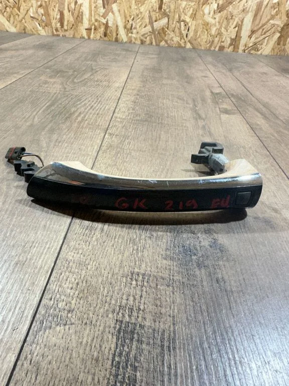 Rear door exterior handle