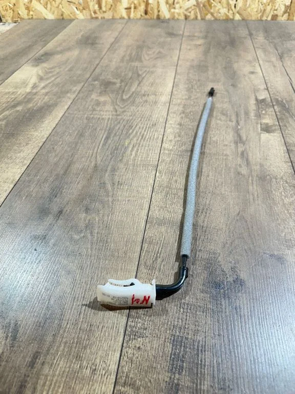 Rear door cable line 7117743