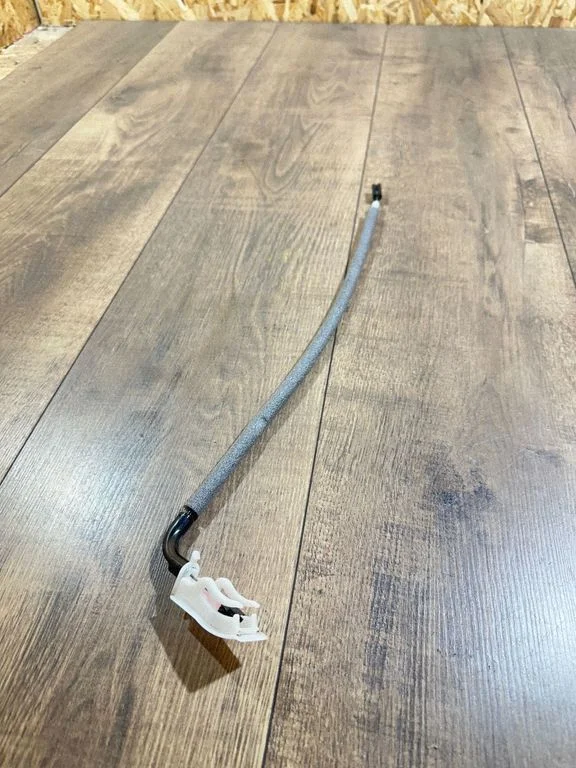 Rear door cable line 7117743