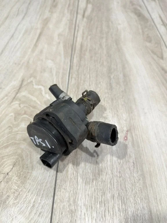 Elektryczna pompa cyrkulacyjna A2118350028