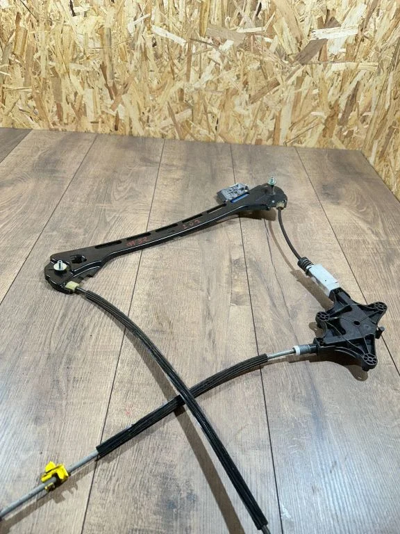El. lango pakėlimo mechanizmas be varikliuko