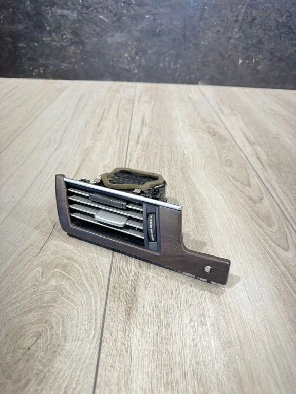 Šoninės oro grotelės