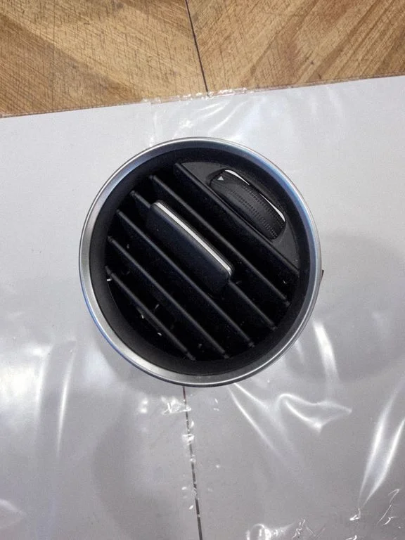 Dashboard side air vent grill/cover trim A2048306254