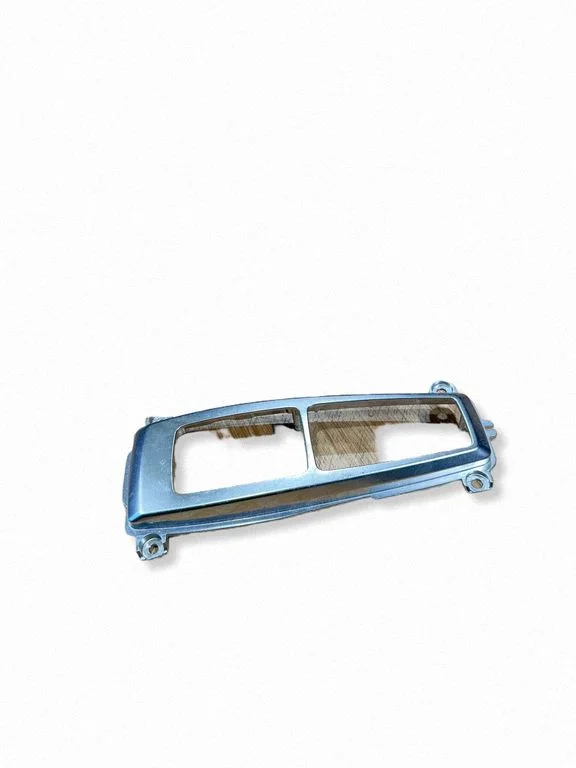 Gear shifter surround trim plastic 6975467