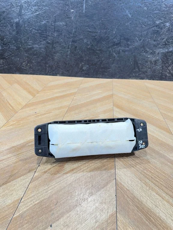 Passenger airbag 2058600002