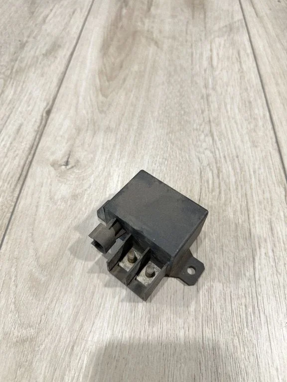 Įkrovimo rėlė