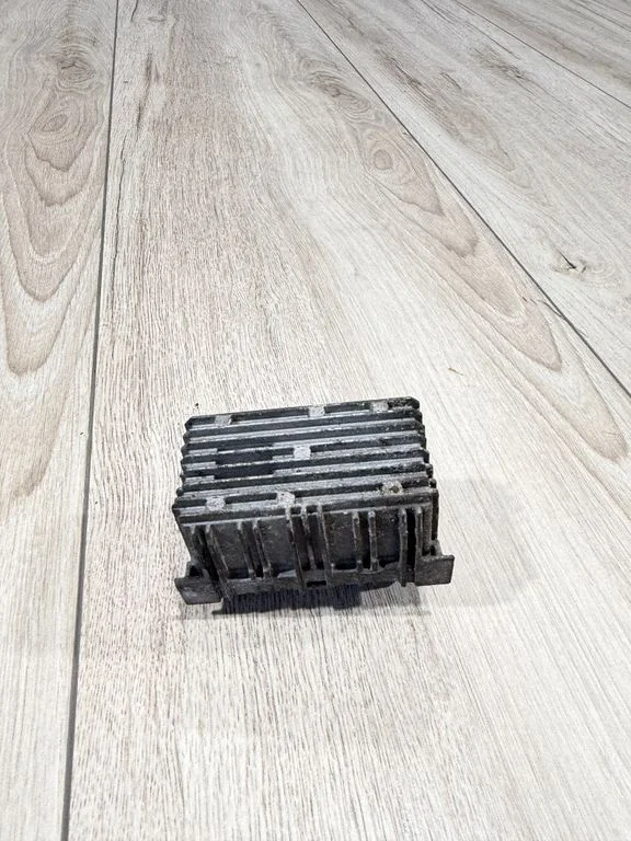 Glow plug pre-heat relay 0522122601