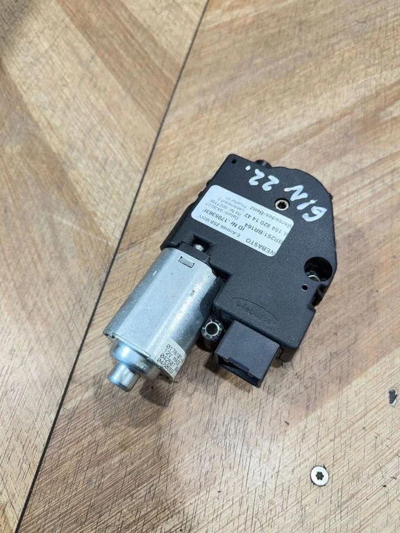 Sunroof motor/actuator A1648201442