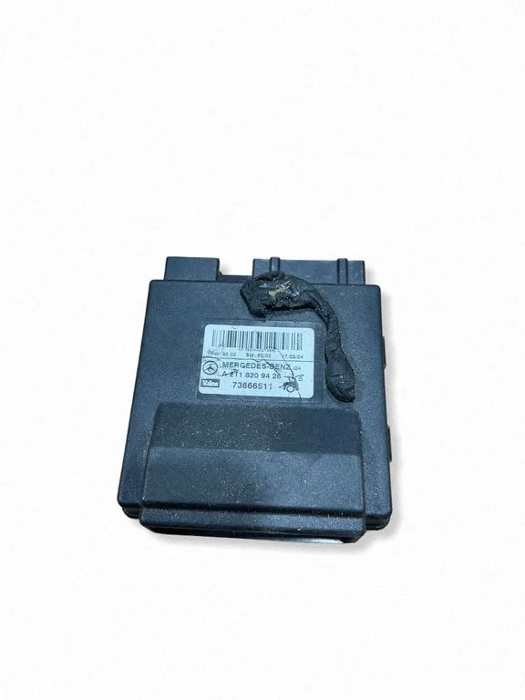 Tailgate/trunk control unit/module A2118209426