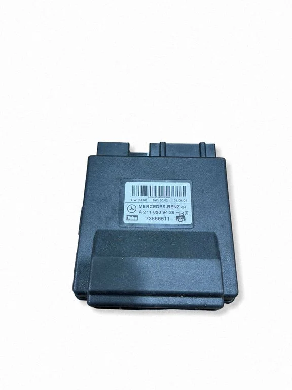 Tailgate/trunk control unit/module A2118209426