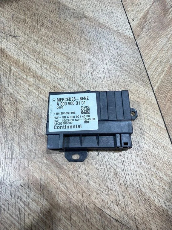 Kütusepumba juhtplokk A0009003101