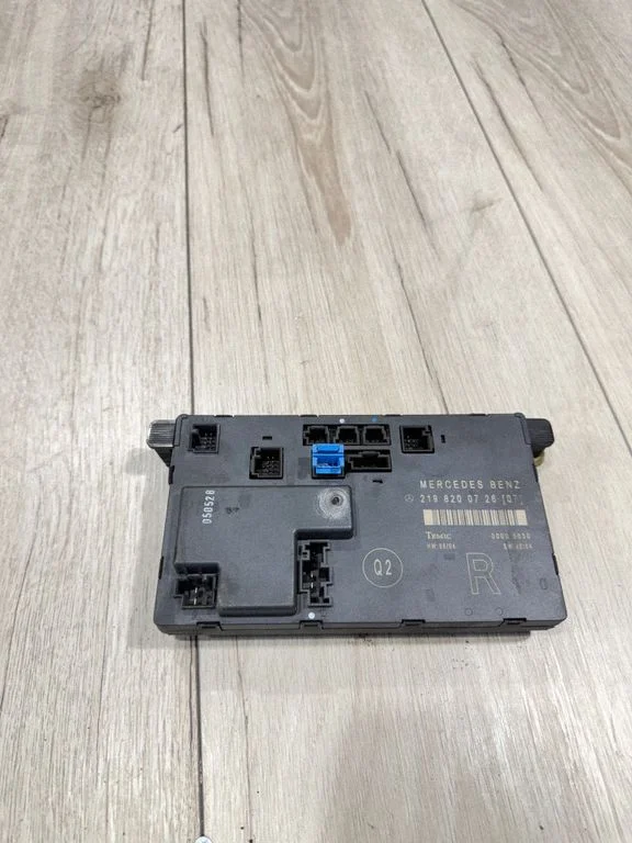 Door control unit/module 2198200726