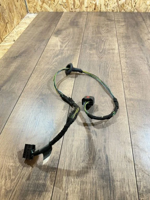 Front door wiring loom – BMW 7 Series E65 E66 (2001-2008)