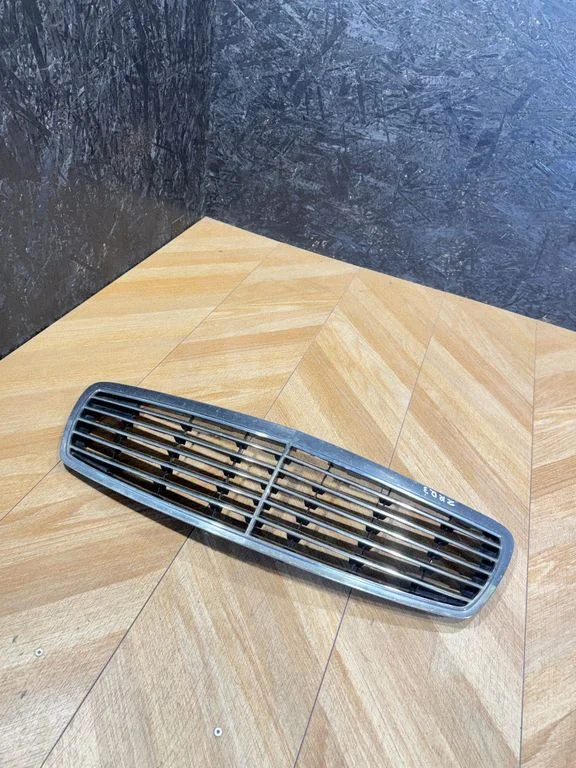 Front grill A2118800583