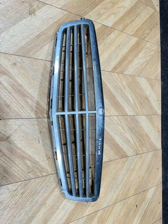 Front grill A2048801483