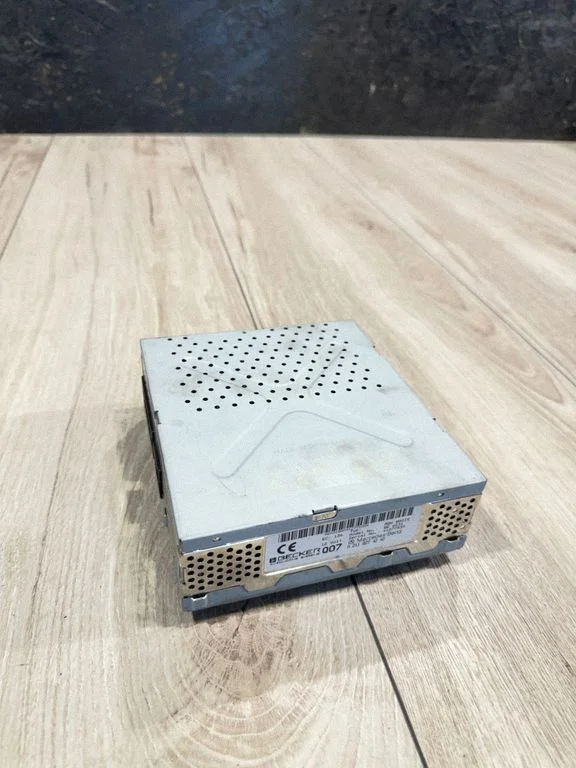 Sound amplifier A2118274242