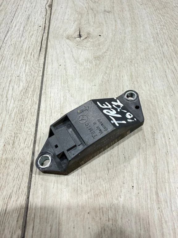 Airbag deployment crash/impact sensor 25571179A4
