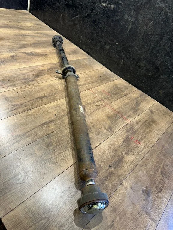 Drive shaft (set) 7L8521102D