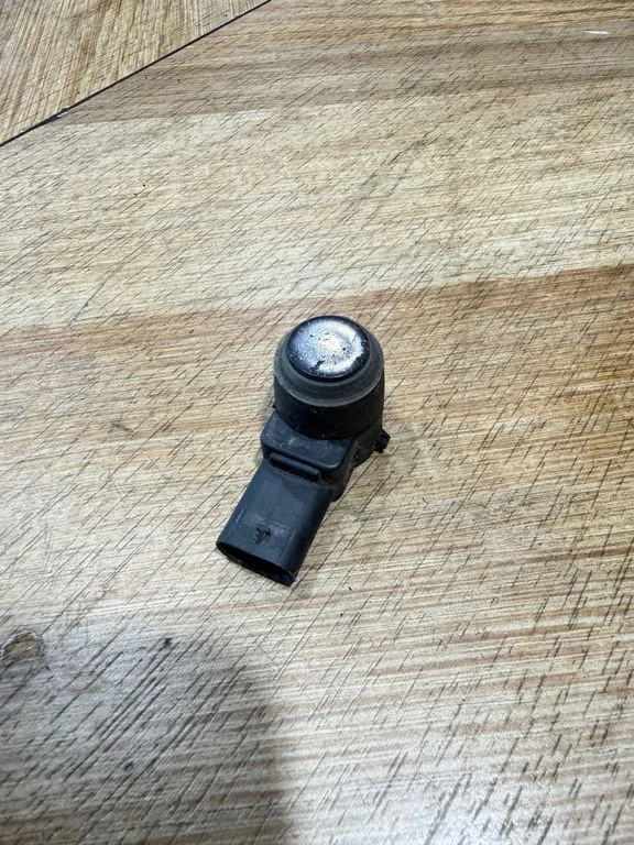 Parkošanās sensors PDC A2125420018