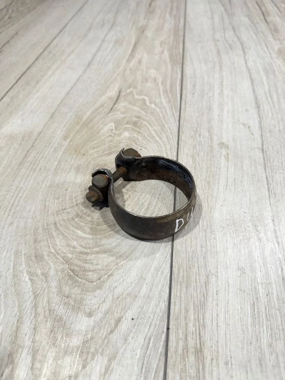 Slāpētāja turētājs/ kronšteins A0004901341