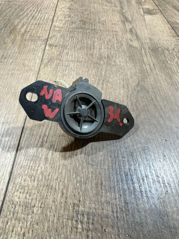Front door high frequency speaker 281F1EB70A