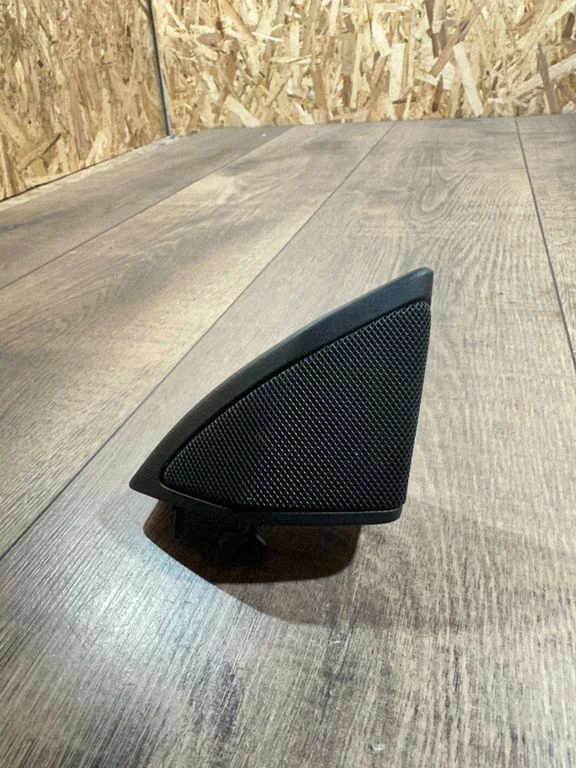 Front door high frequency speaker – Mercedes-Benz CLS-Class C218 X218 (2011-2017)