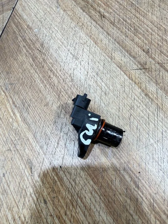 Camshaft position sensor – Mercedes-Benz E-Class W211 (2002-2009)