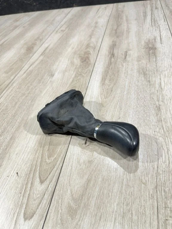 Gear lever shifter trim leather/knob A2032673711
