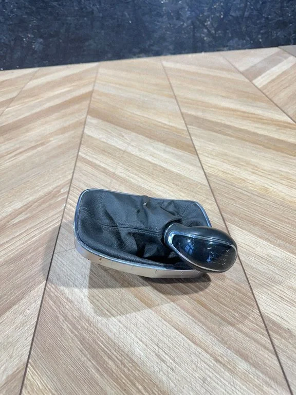 Gear lever shifter trim leather/knob 55563836