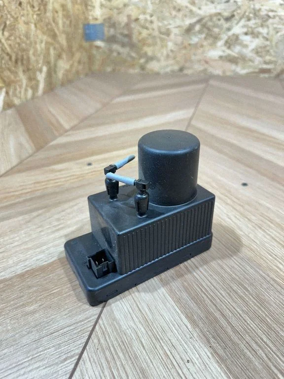 Centrinio užrakto vakuuminė pompa