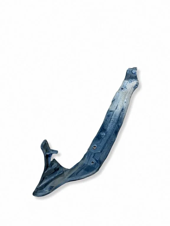 Fender end trim 4L0821112