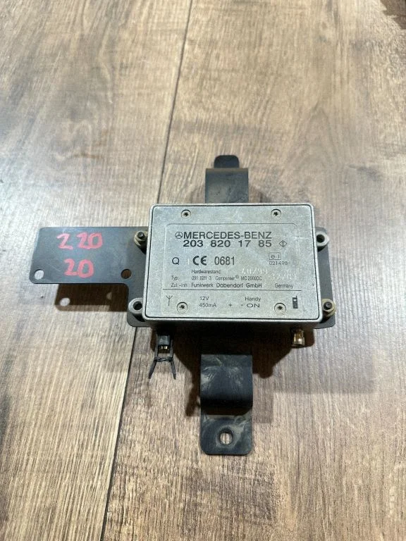 Antenos valdymo blokas