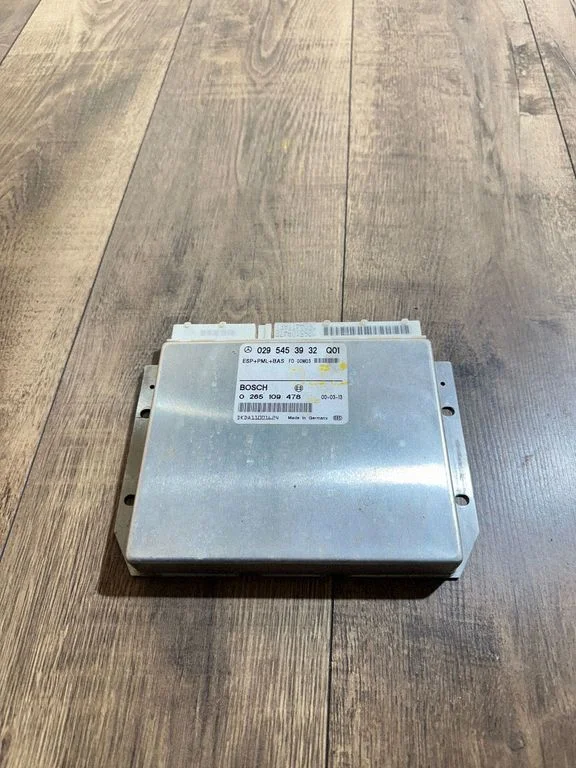 ESP (stabilumo sistemos) valdymo blokas