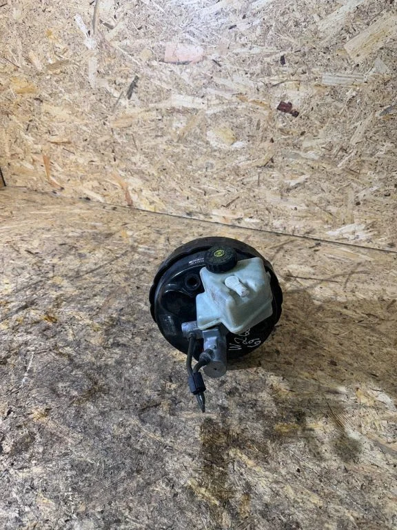 Brake booster – Mercedes-Benz E-Class W212 (2009-2016)