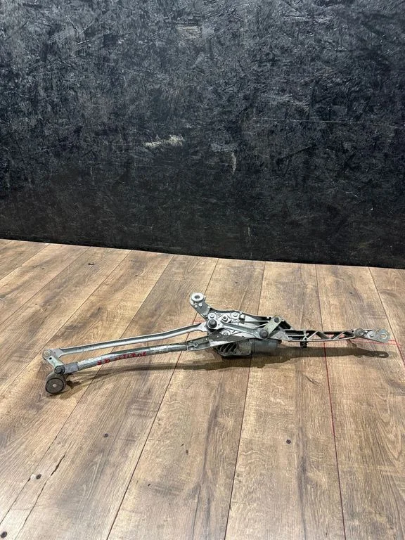 Front wiper linkage and motor A2048201140