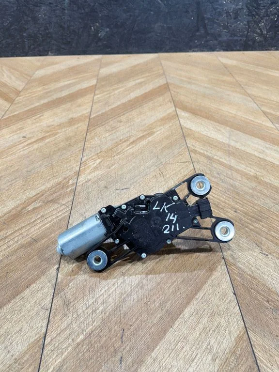 Rear window wiper motor – Mercedes-Benz E-Class W211 (2002-2009)