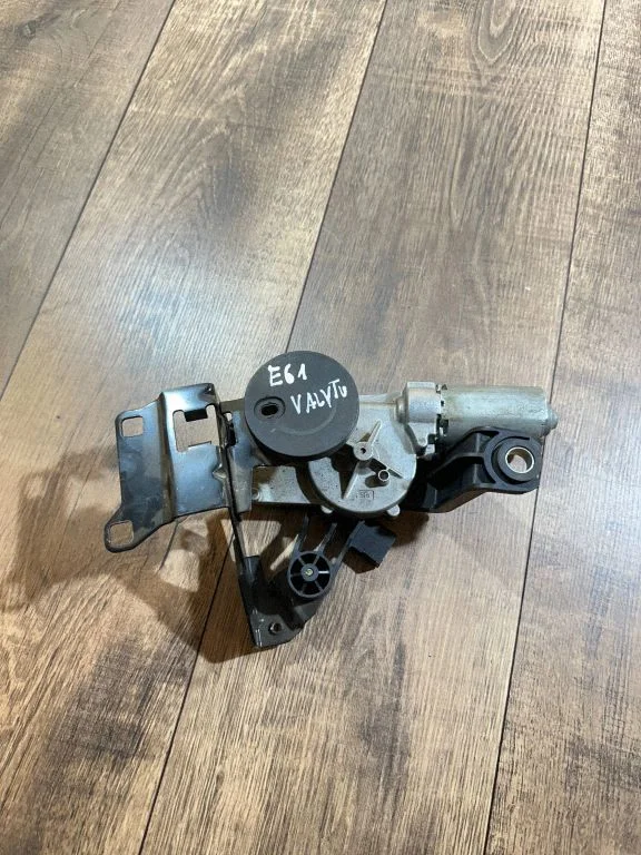 Rear window wiper motor – BMW 3 Series E90 E91 (2005-2012)