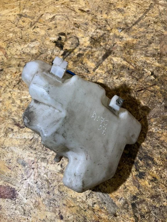Windshield washer fluid reservoir/tank – Mercedes-Benz A-Class W169 (2004-2012)