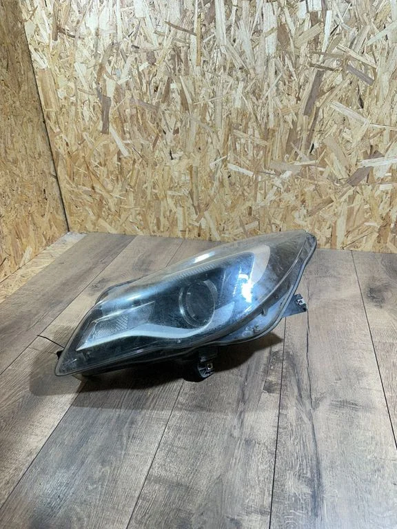 Headlight/headlamp – Opel Insignia A (2008-2017)