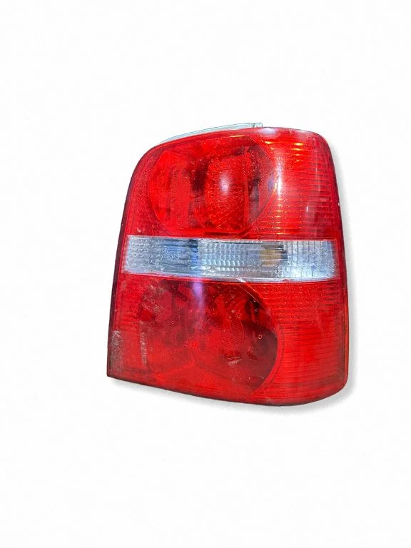 Rear/tail lights 1T0945112E