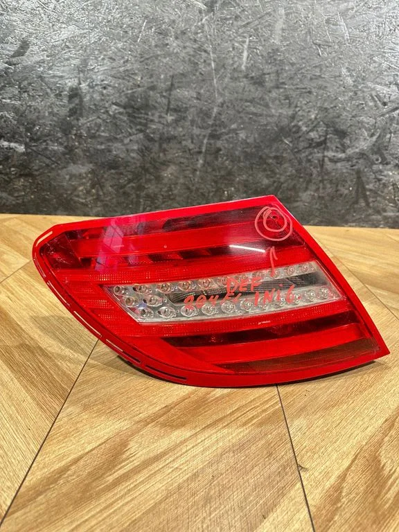 Rear/tail lights 2048205464