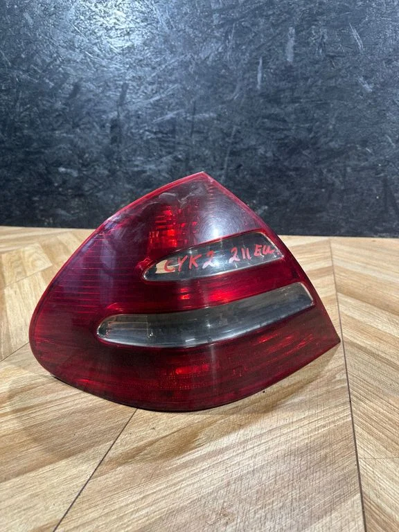 Rear/tail lights A2118200464