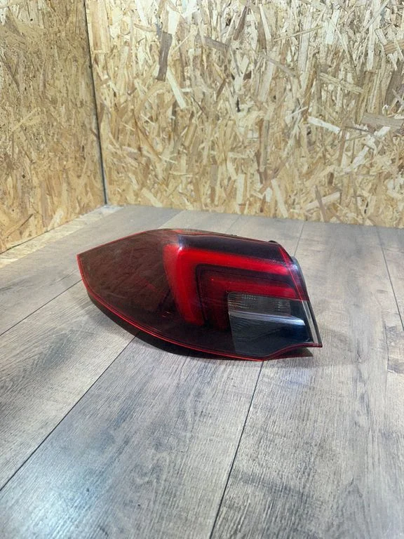 Rear/tail lights 39125835