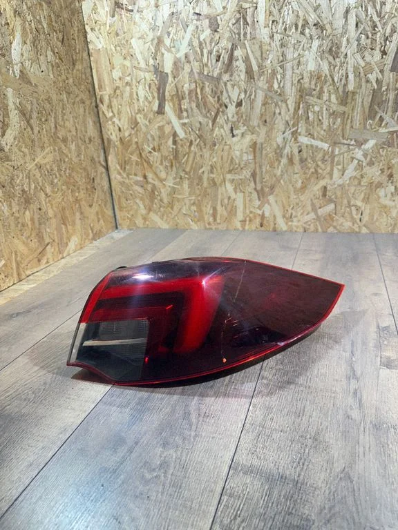 Rear/tail lights 39125836