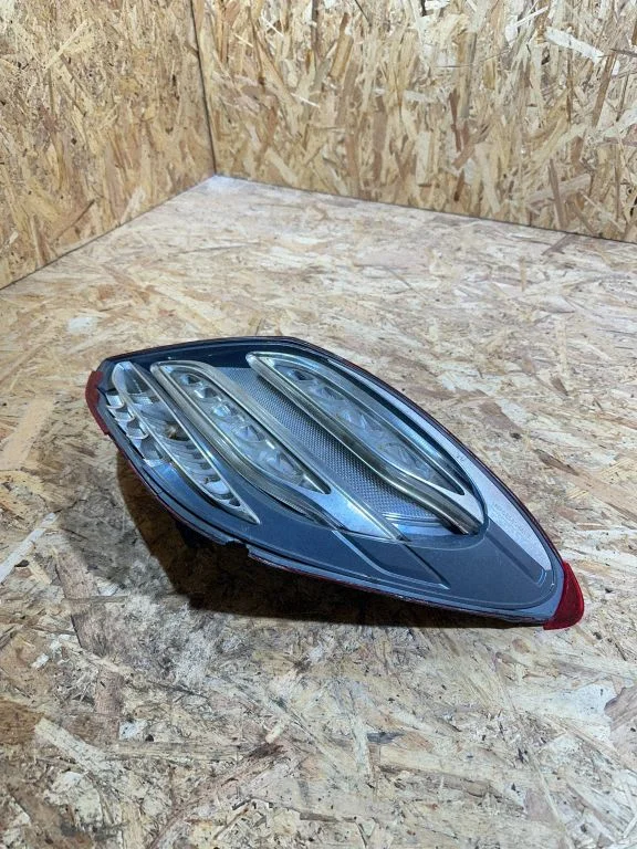 Rear/tail lights – Mercedes-Benz C-Class W205 (2014-2021)