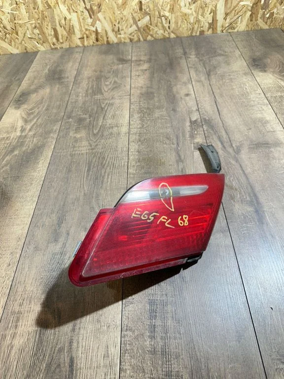 Tailgate rear/tail lights 6938518