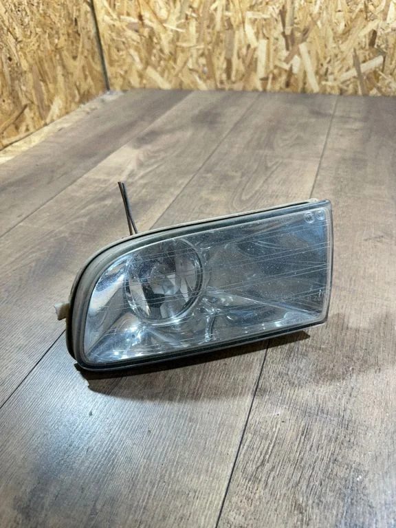 Priekšējais miglas lukturis 1Z0941701