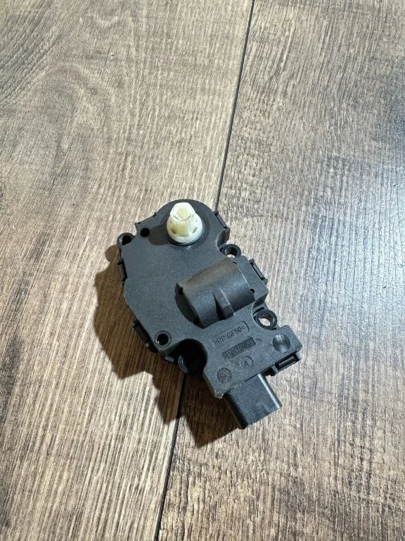 Õhuklapi mootor / ajam 410475520