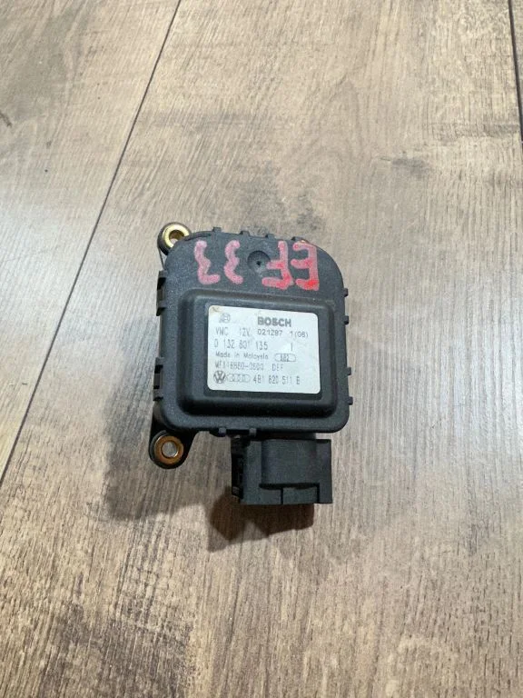 Air flap motor/actuator – Audi A6 Allroad C5 (1999-2005)